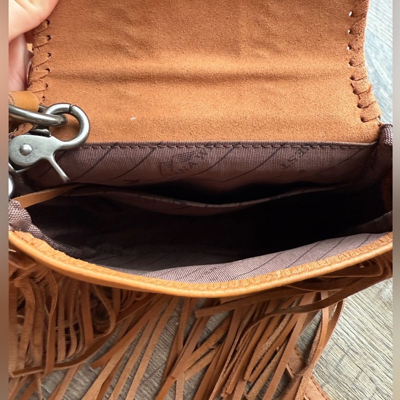 Montana West Cowhide & Fringe Crossbody Bag - Picture 3 of 5